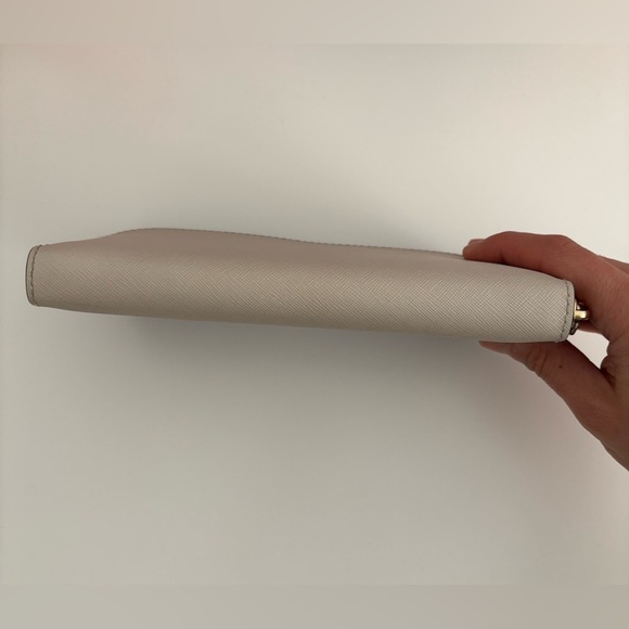 Kate Spade New York Cameron Street Lacey Black and Cream Leather Wallet - Picture 7 of 11